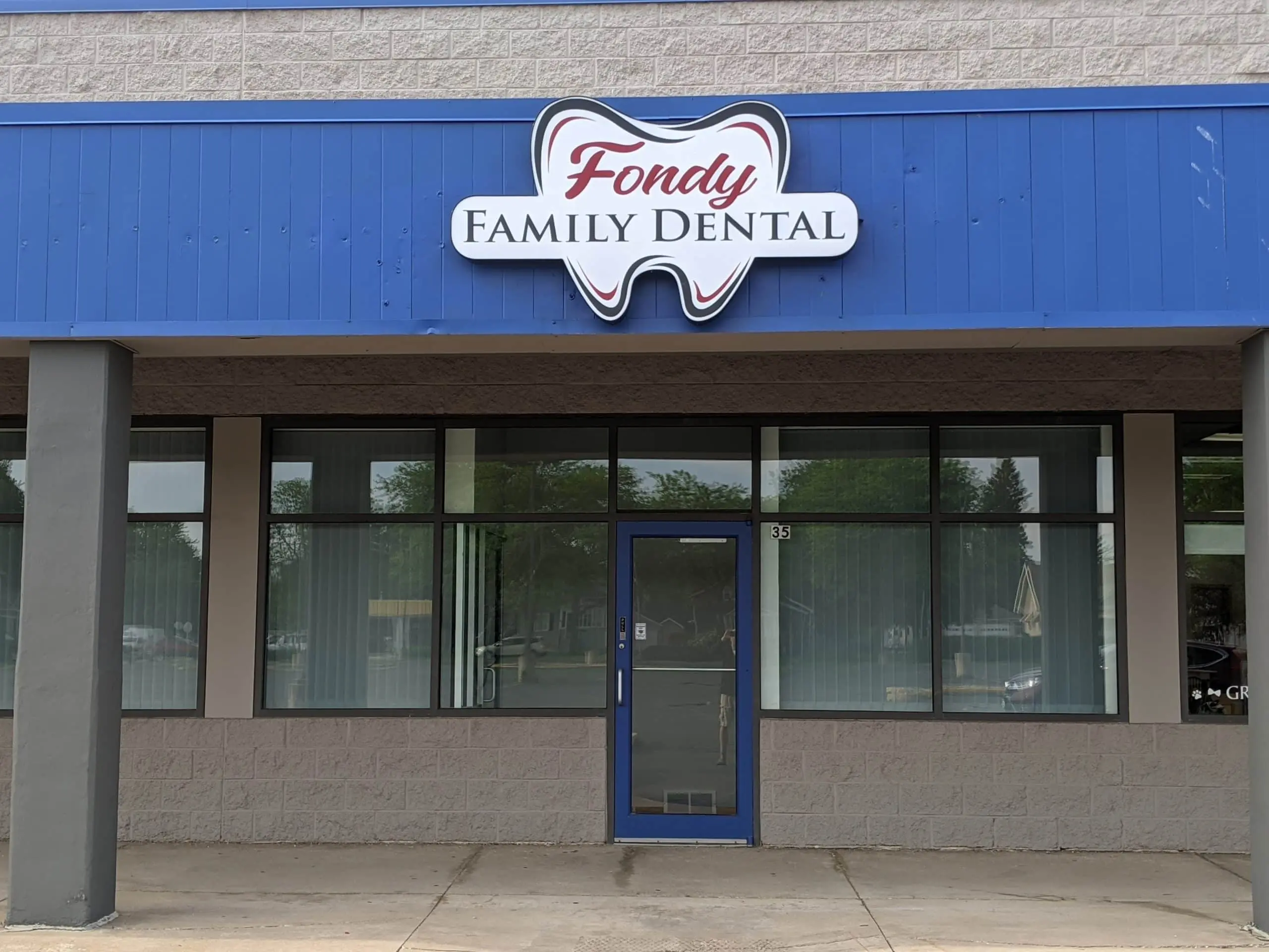Fond du Lac Exterior