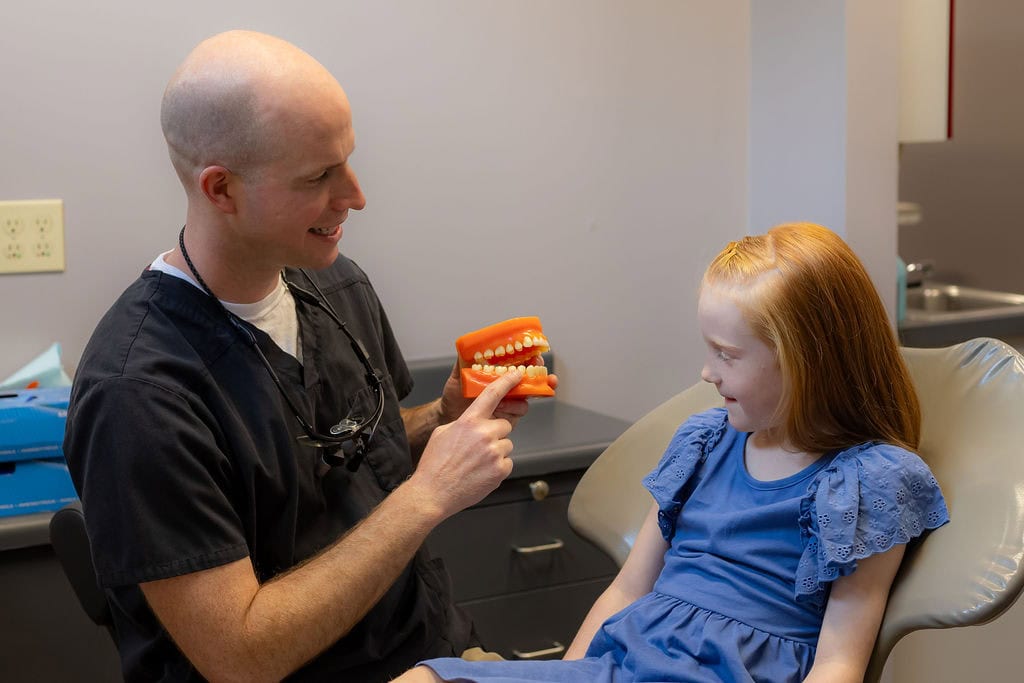 028A7452 Dentist with patient.